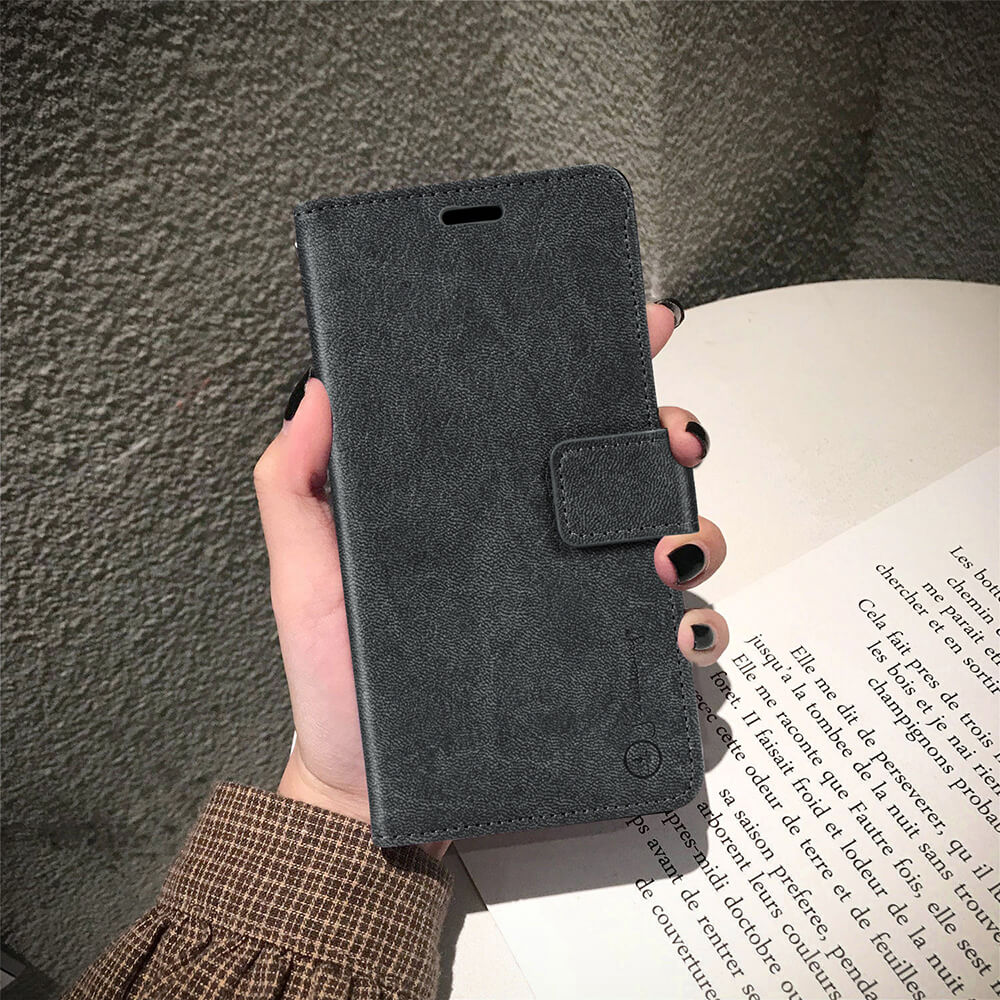 iPhone 11 Pro Folio Series